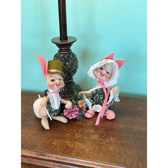 Annalee Easter Parade Posable Boy and Girl Bunny Rabbits 1998 - Picture 2 of 8